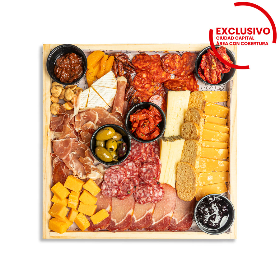 Tabla Mixta de Jamones y Quesos Mediana 46 Personas Vinoteca Guatemala